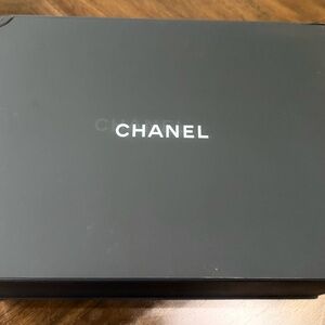 Chanel Sleek Black Box 16 by 12